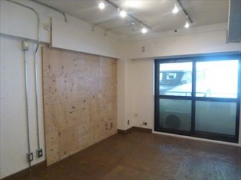 ざっくりと仕上げたお部屋 賃貸物件のリフォーム ざっくりと仕上げたお部屋 賃貸物件のリフォーム